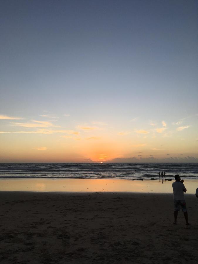 Chale Em Frente A Praia 萨尔瓦多 外观 照片